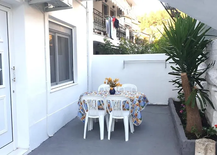 Aeria Old Port Apartment 2